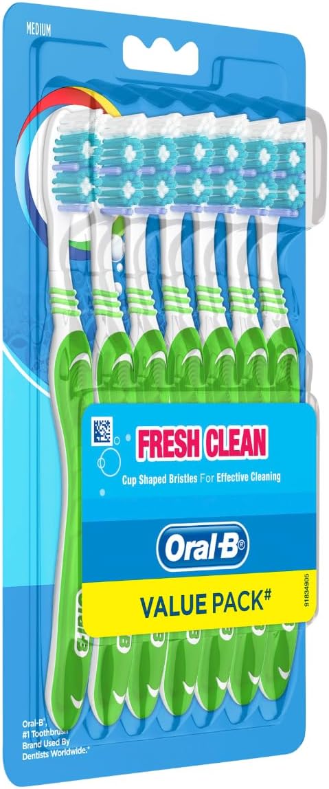 Oral-B Fresh Clean Medium Manual Toothbrush 7-Pack