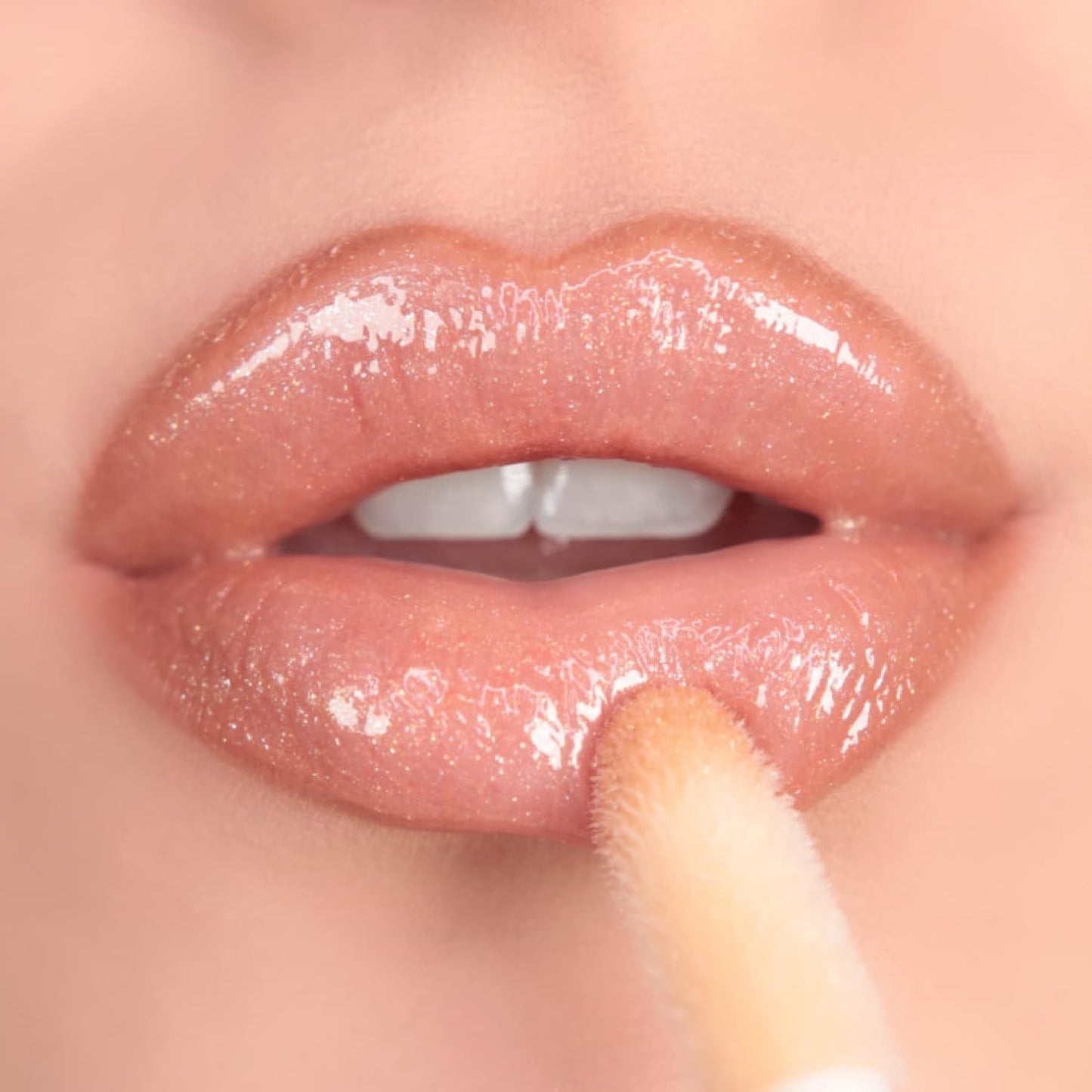 Revolution Shimmer Bomb Lip Gloss 4.5ml - Starlight image 5