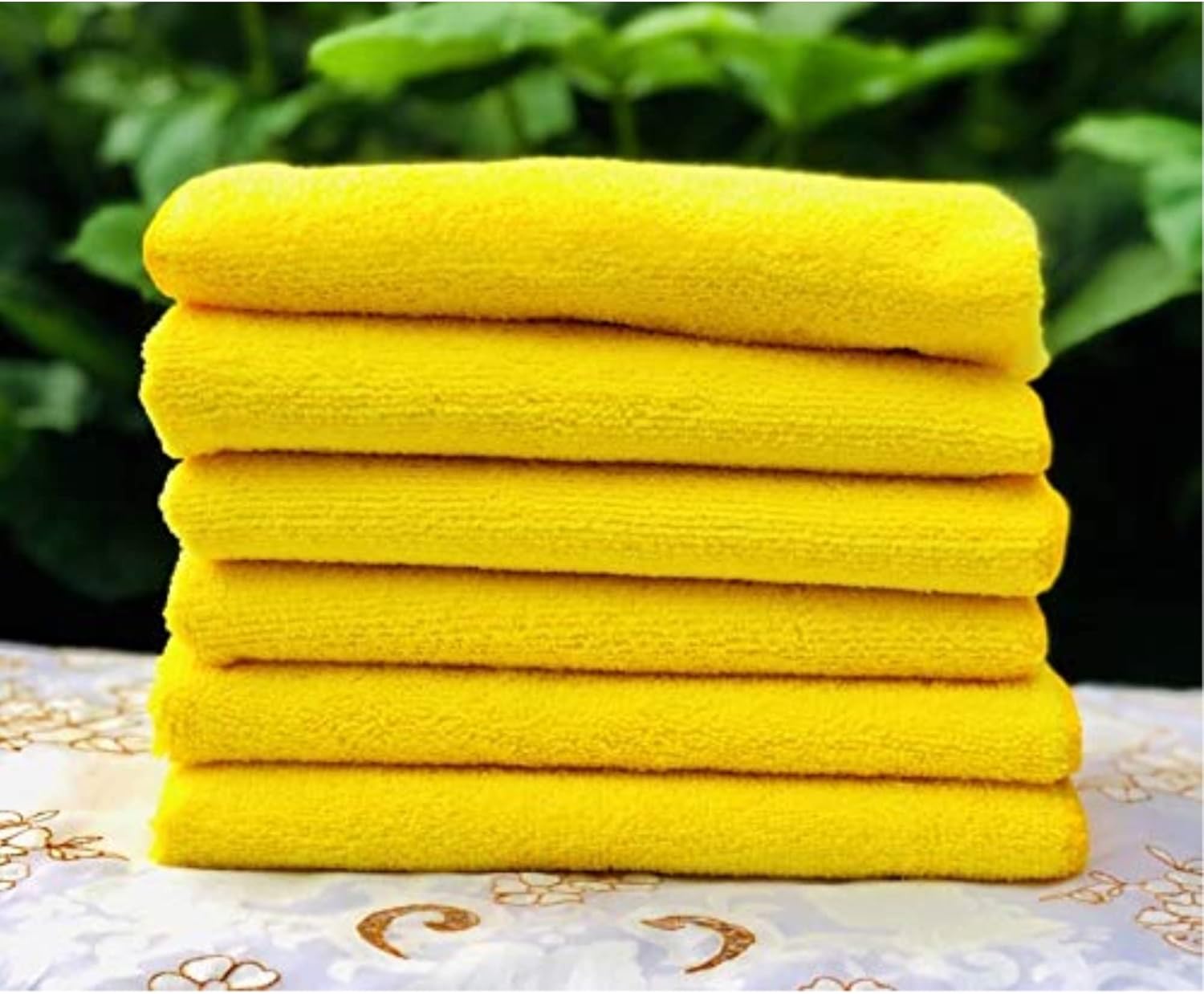 Kirkland Signature Ultra Plush Microfiber Towels 12 Pack image 2