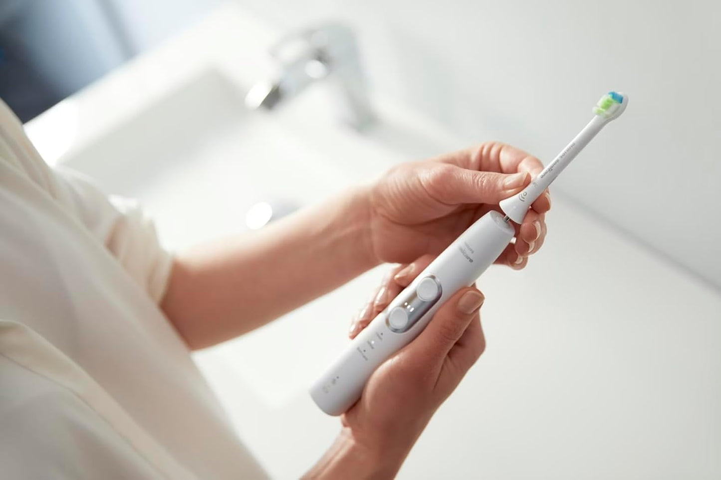 Philips Sonicare W2 Optimal White Standard Brush Heads 8 Pack image 4