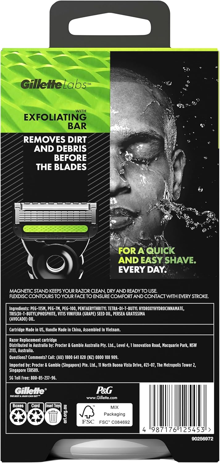Gillette Labs Exfoliating Bar Men's Razor with 4 Blade Refills and Stand image 10