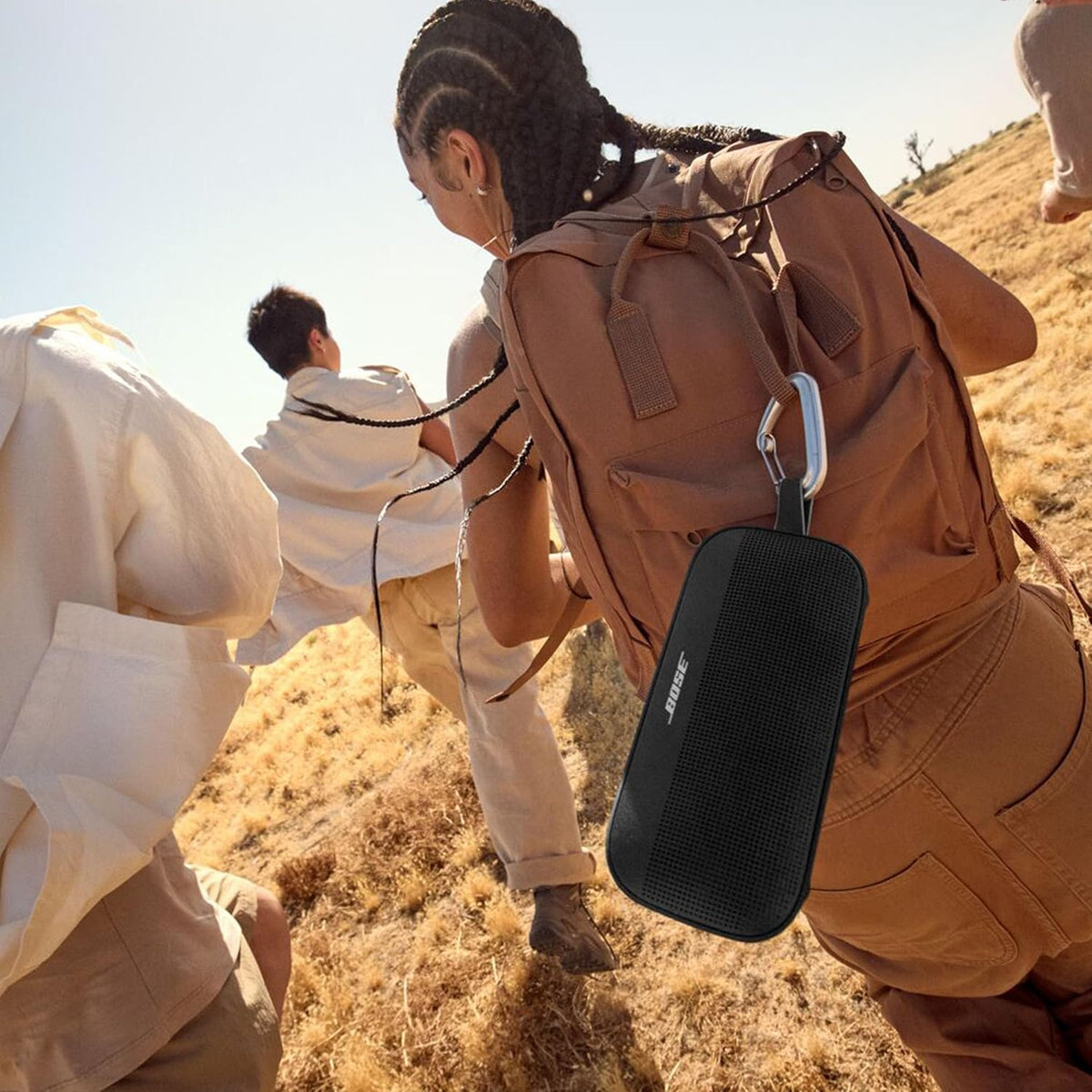 Bose SoundLink Flex Bluetooth Speaker (2nd Gen) - Portable Outdoor Speaker with Hi-Fi Audio, Waterproof and Dustproof, USB-C, Up to 12 Hours Battery Life, Black Dusk image 3