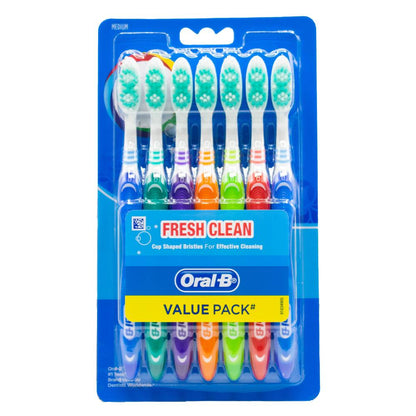 Oral-B Fresh Clean Medium Manual Toothbrush 7-Pack image 7